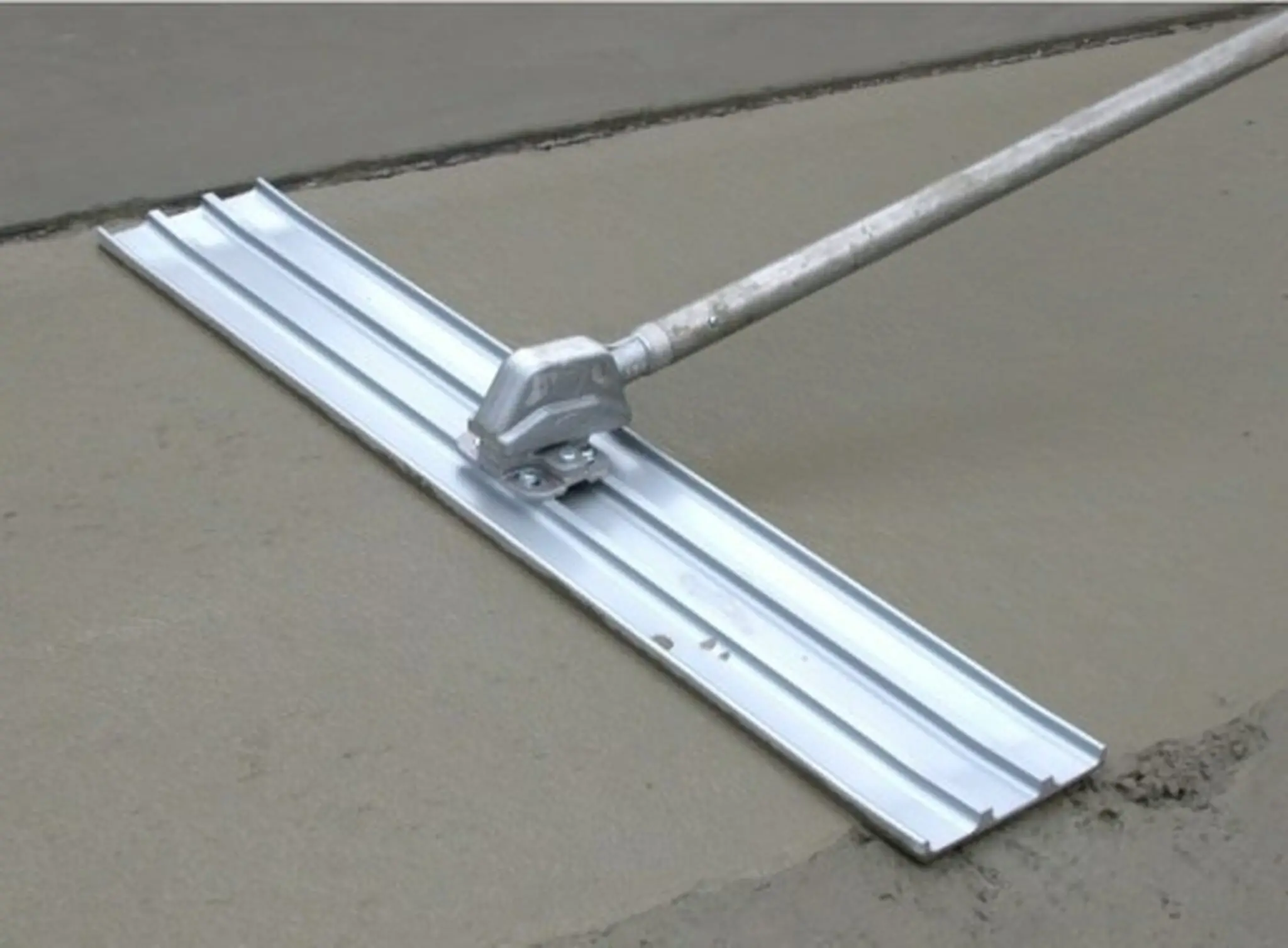 Concrete Float