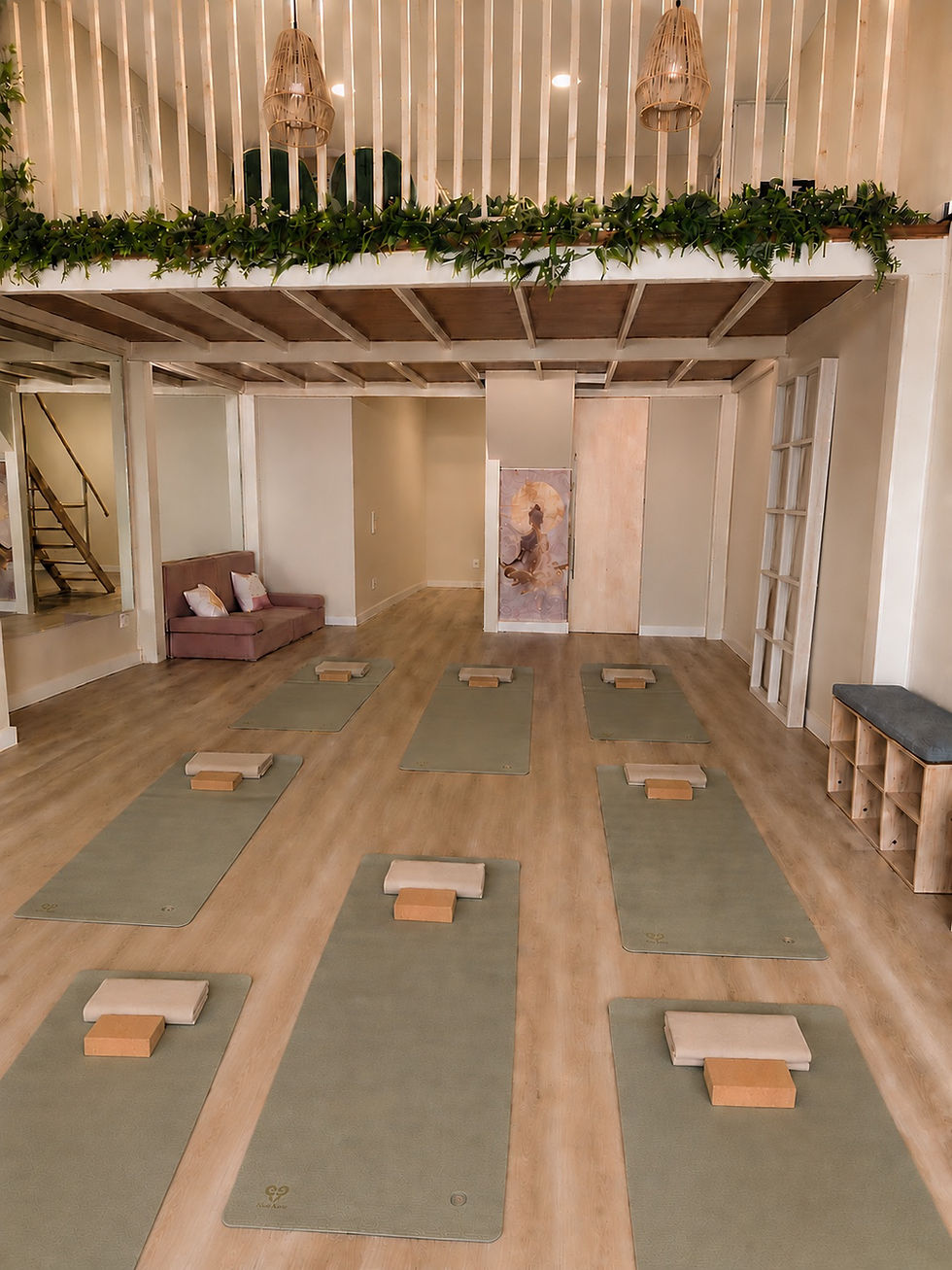 Clases de yoga integral Lunes