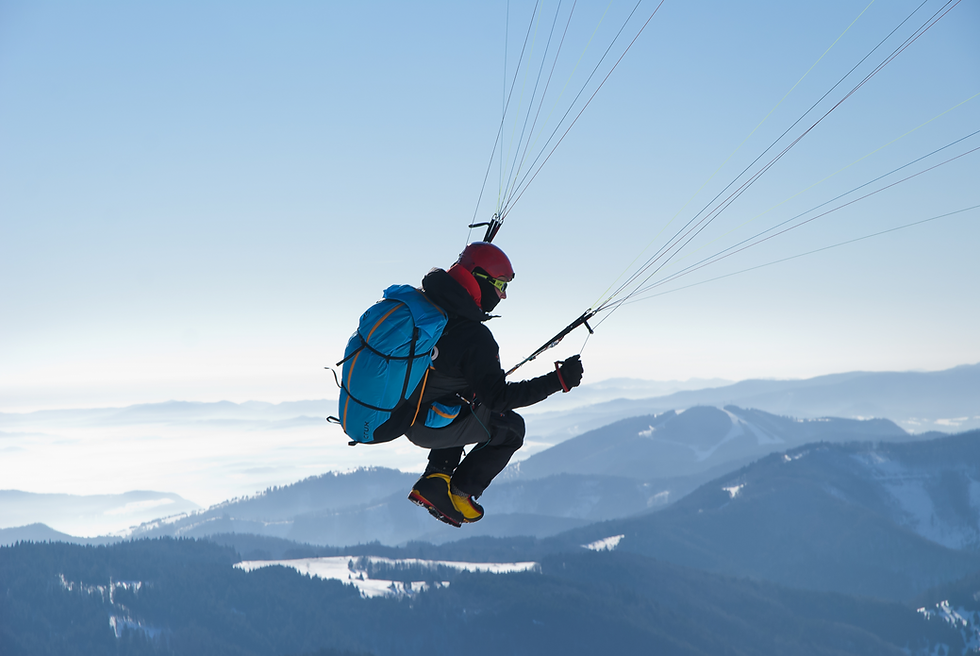 Thumbnail: Lightweight paragliding harness
