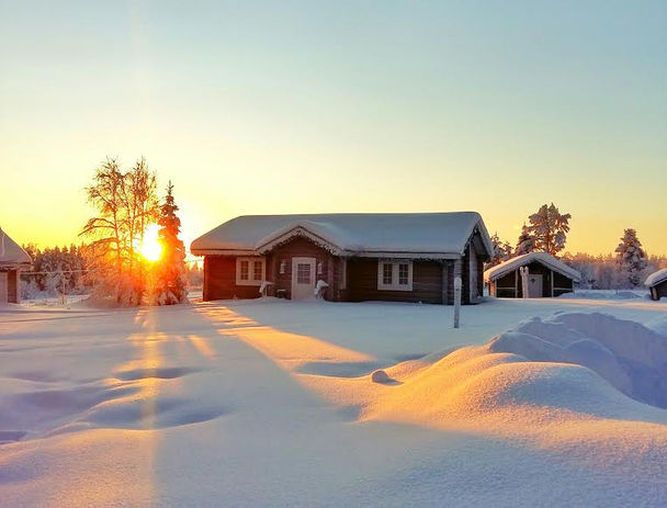 HIrsimökki Havu Arctic Holidays.jpg