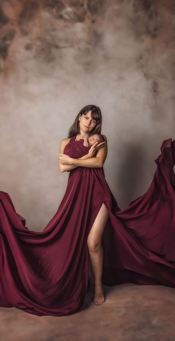 Newborn-Shooting in Rosenheim & München – liebevolle und besondere Neugeborenenfotografie von Elke Plankl. Sanfte Babyfotos in entspannter Atmosphäre für zeitlose Erinnerungen