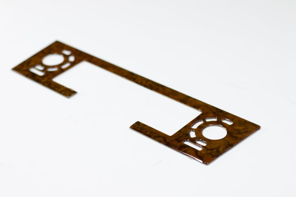 Daimler Jaguar XJ6/12 Series 3 Walnut Veneer Radio Surround