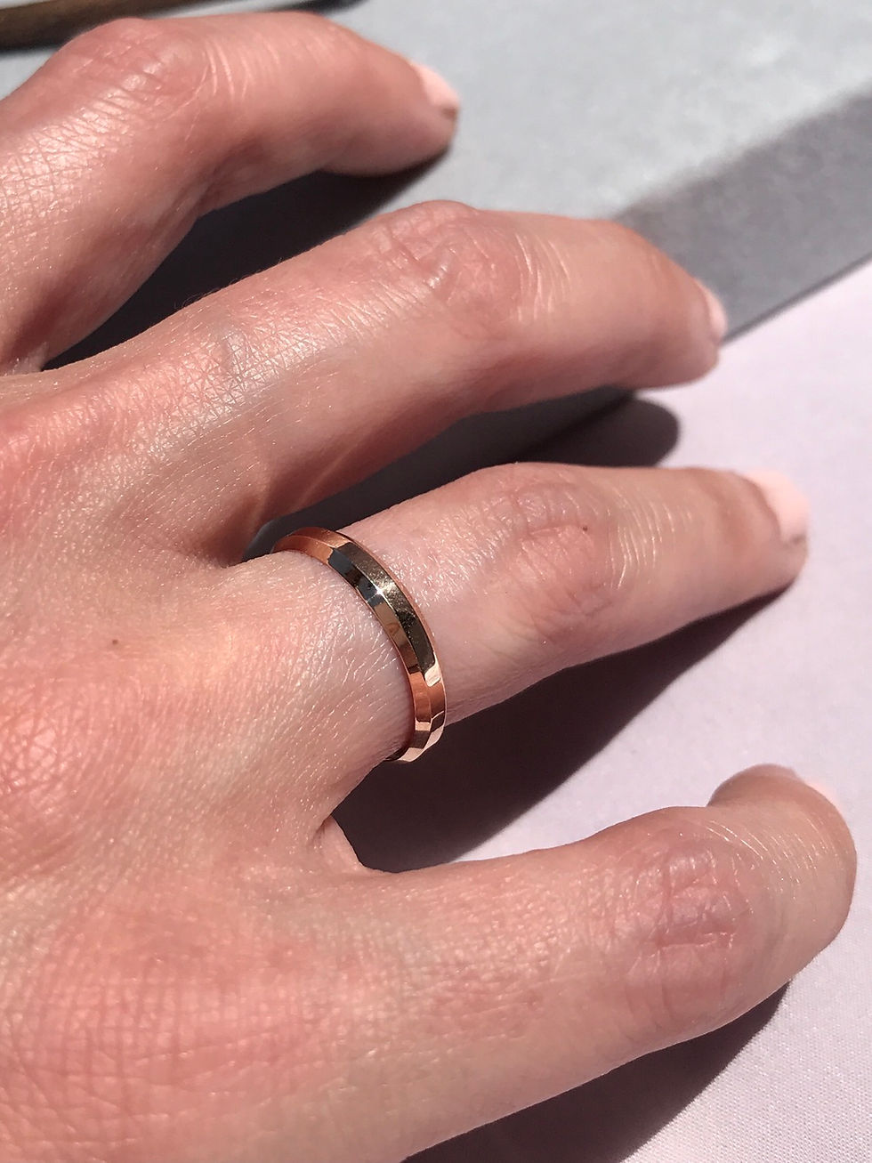 Miniatura: Anillo Biselado Oro 18k - 2gr