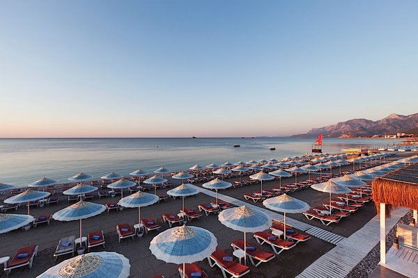 Porto Bello Hotel Resort &amp; Spa