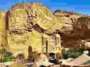 Cave Church. Cairo Sightseeing For Free: 10 Awesome Sites That Don’t Cost Anything To Visit