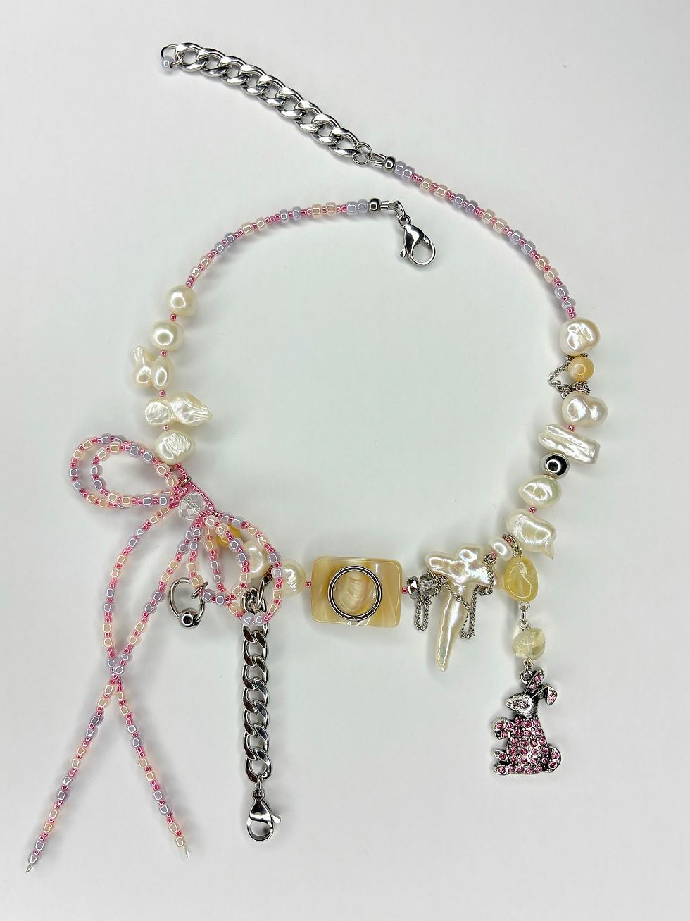 Thumbnail: Conejita Lazos Necklace