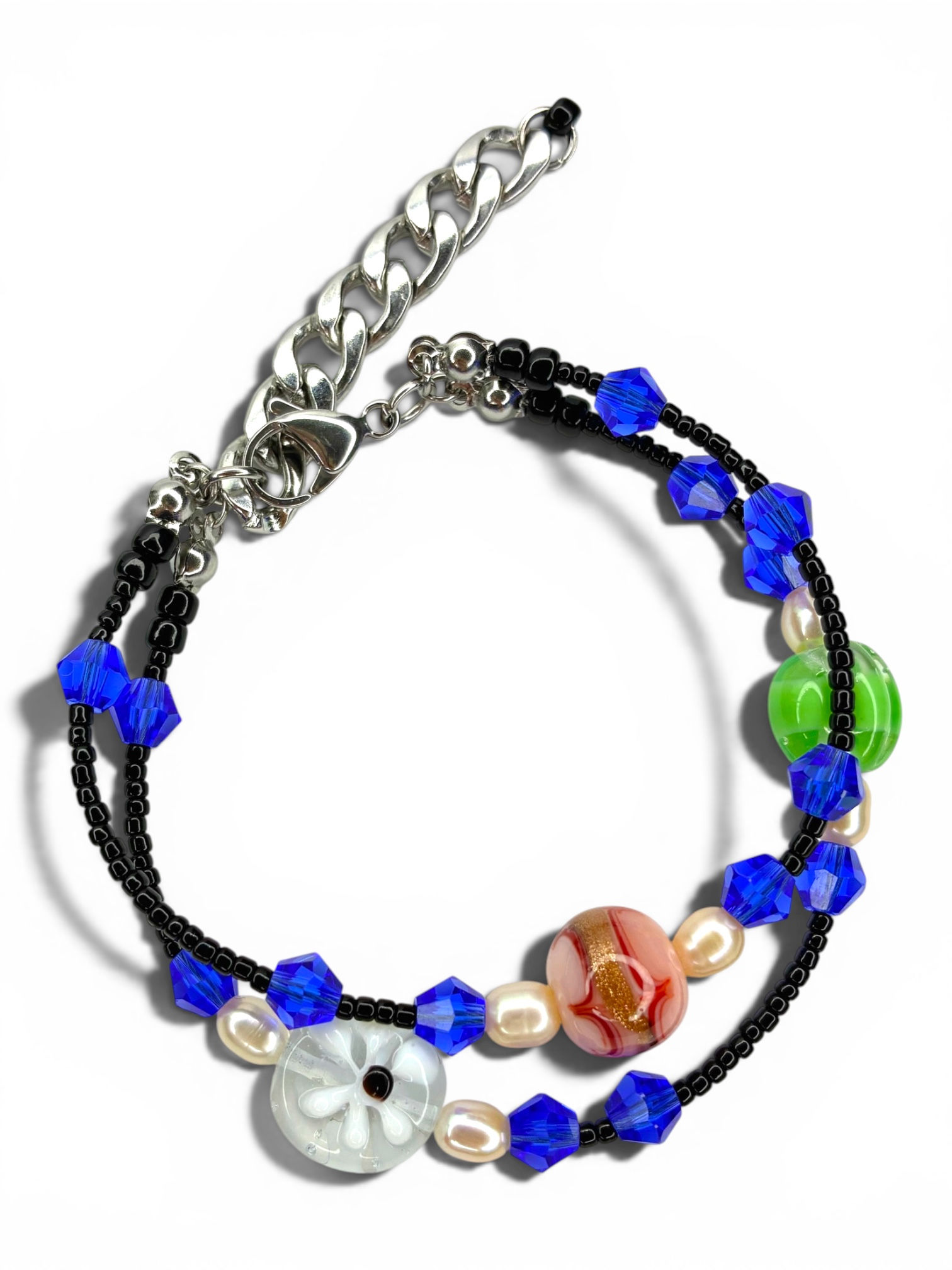 LW bracelet in royal blue 02