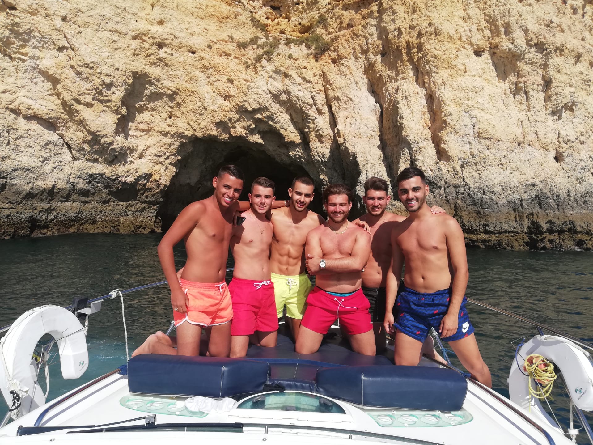 e21790c8-0adf-4d91-88cd-4883dda8d59d