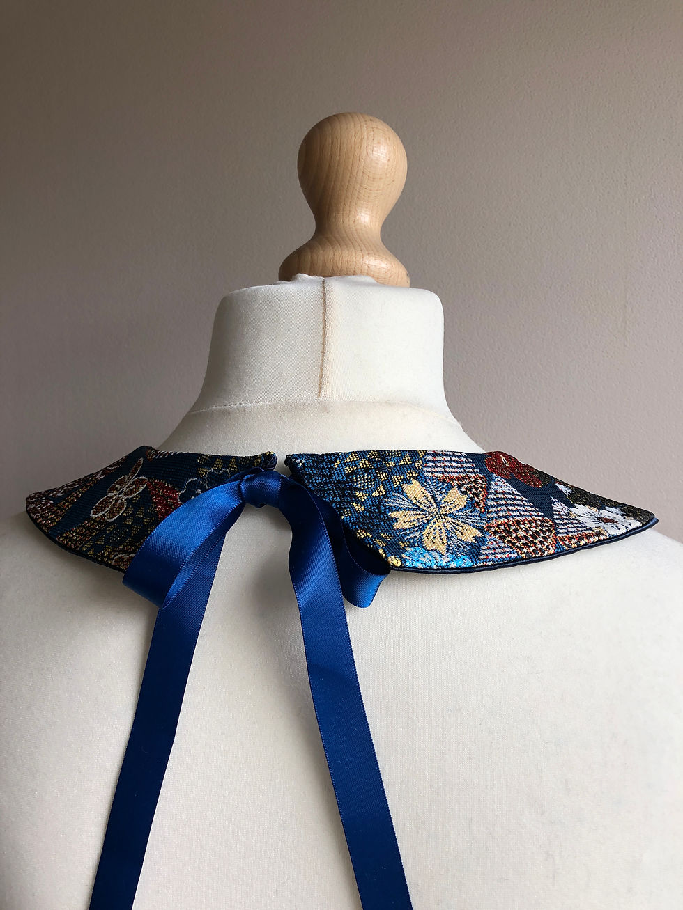 Miniature : Grand col Claudine amovible tissu jacquard bleu Myna