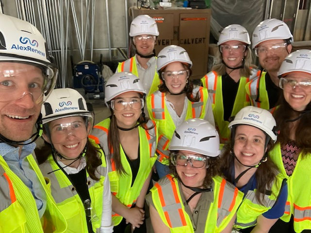 You Are a Leader: When Your Actions Inspire Others to Dream More, Do More, Learn More, and Become More