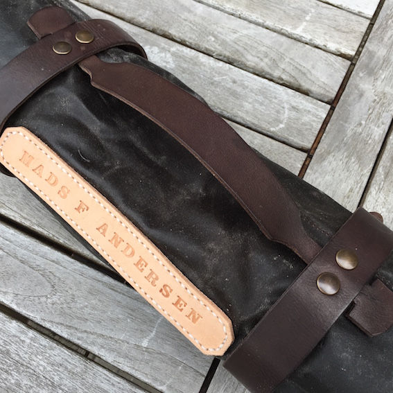 Miniaturebillede: Knivmappe i Kanvas med læderdetaljer