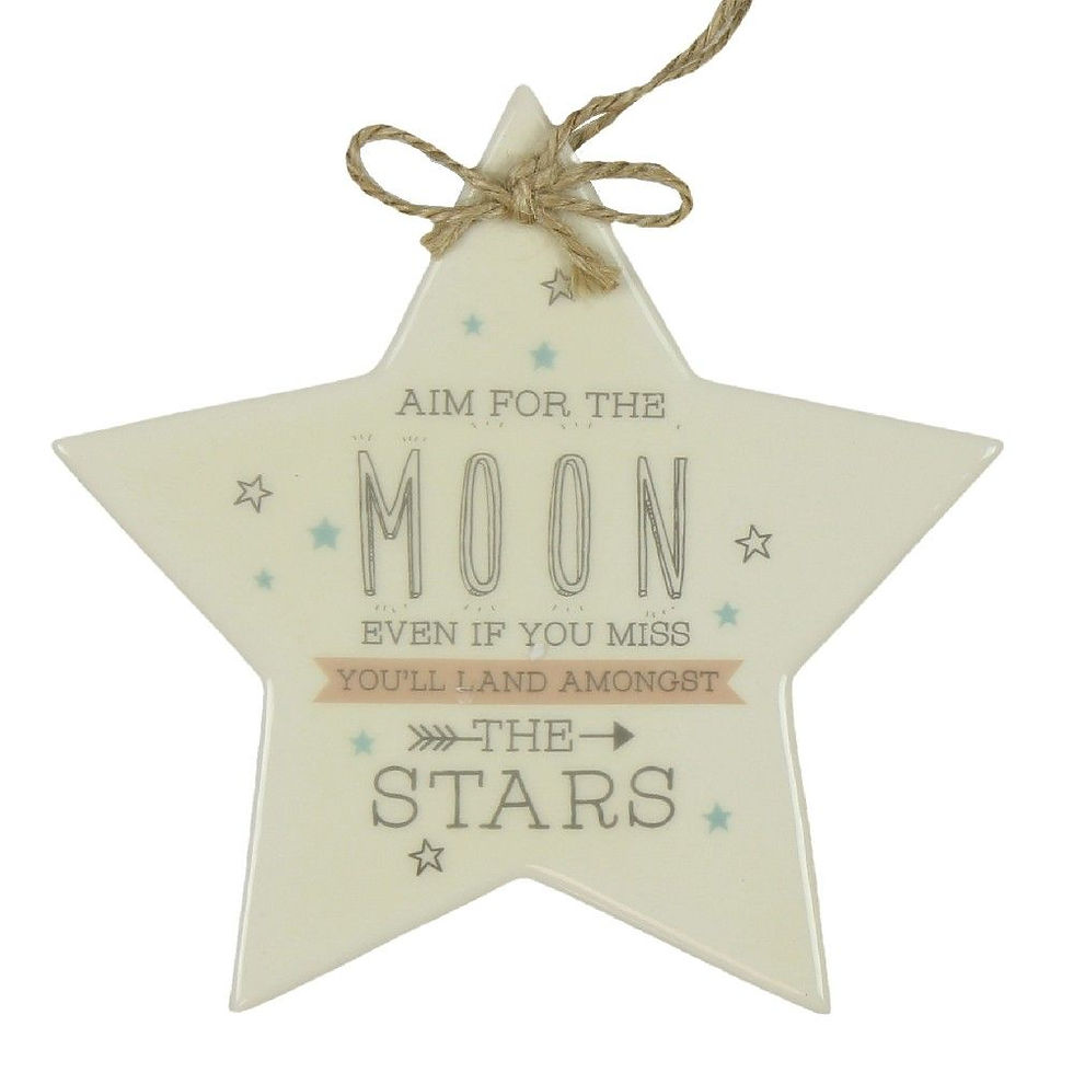 Love Life 'Aim for the Moon' Star Hanging Plaque