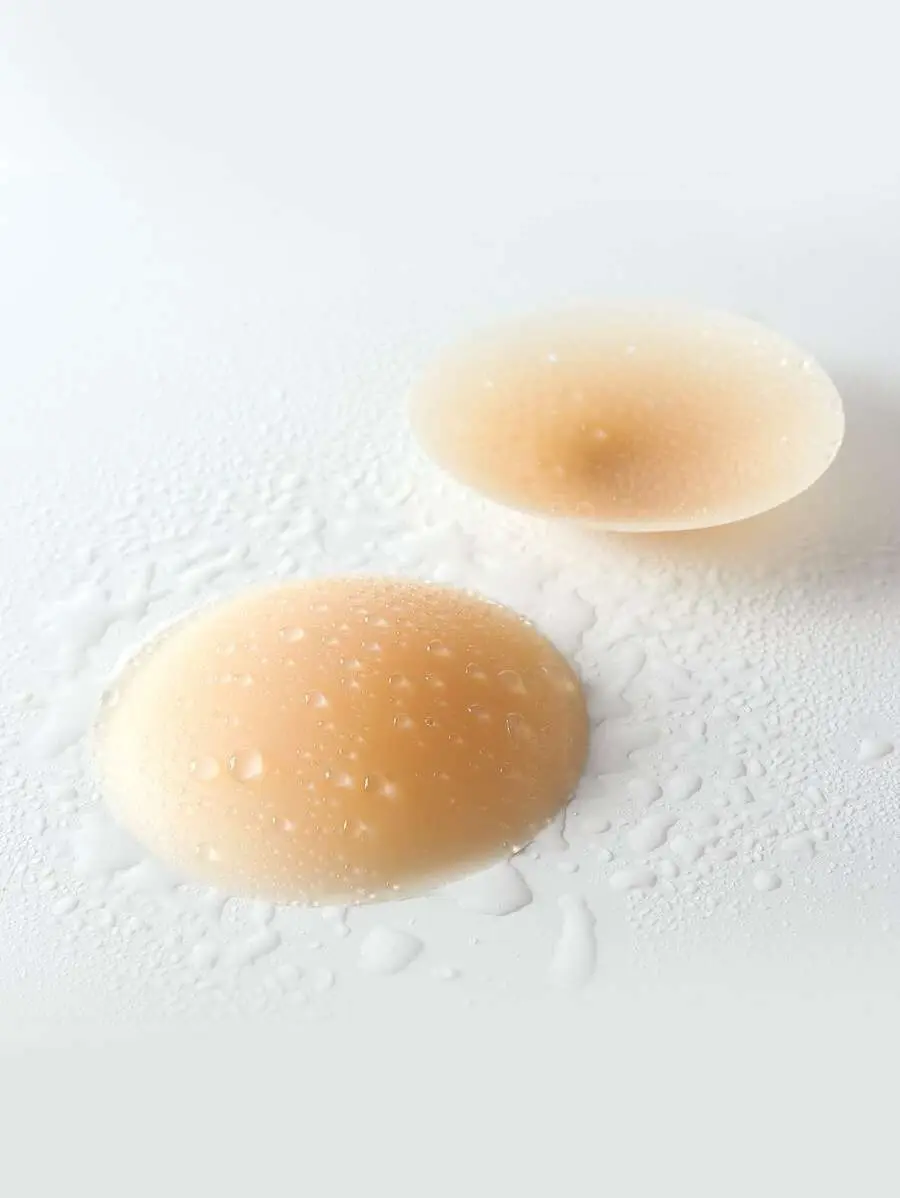 Thumbnail: Reusable Silicon Nipple Cover (1 Pair)