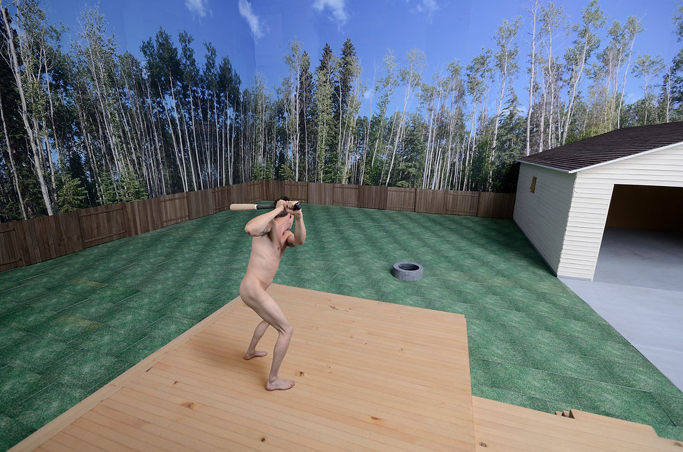 BACKYARD (DAYTIME)