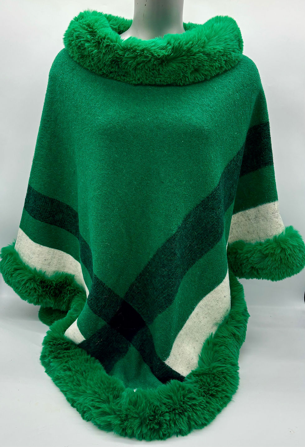 Cape simple, élégance, ample et fluide - 4 - Bande Verte