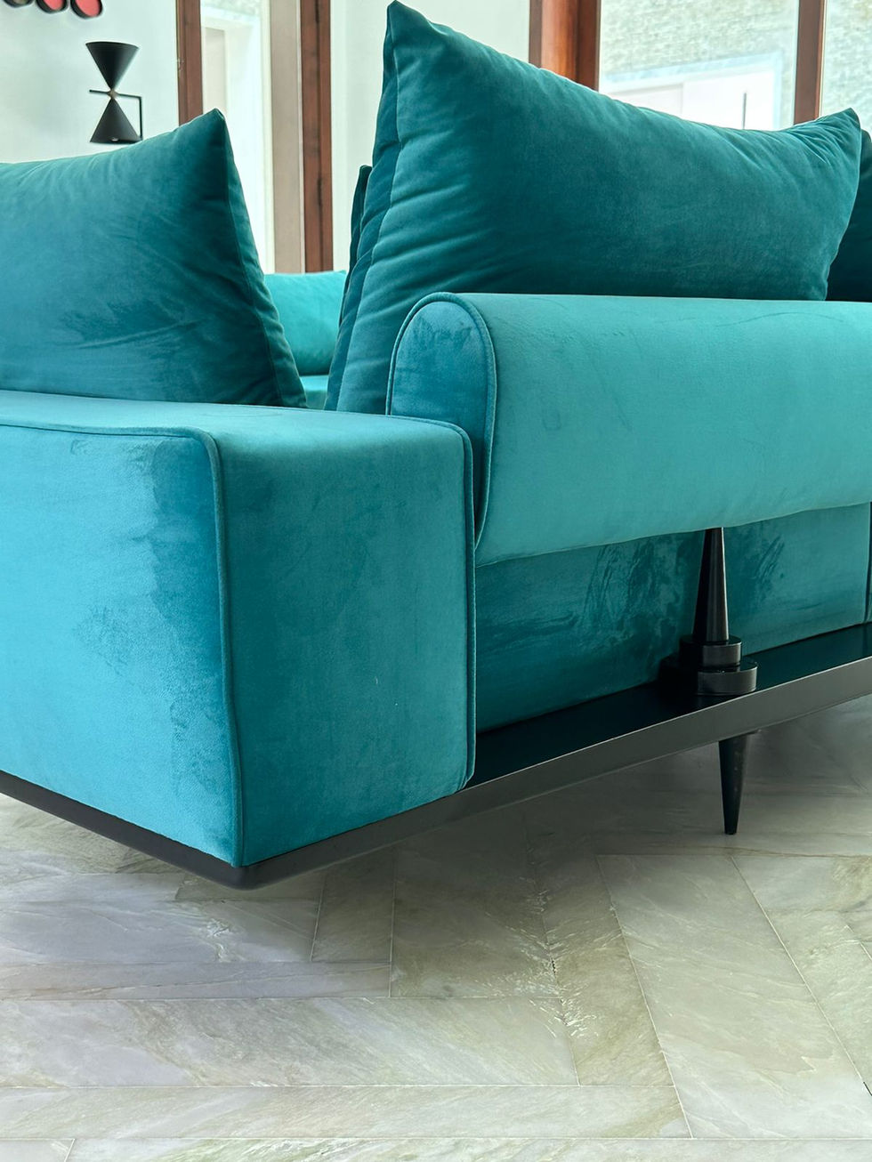 Spoke Sofa L section back detail