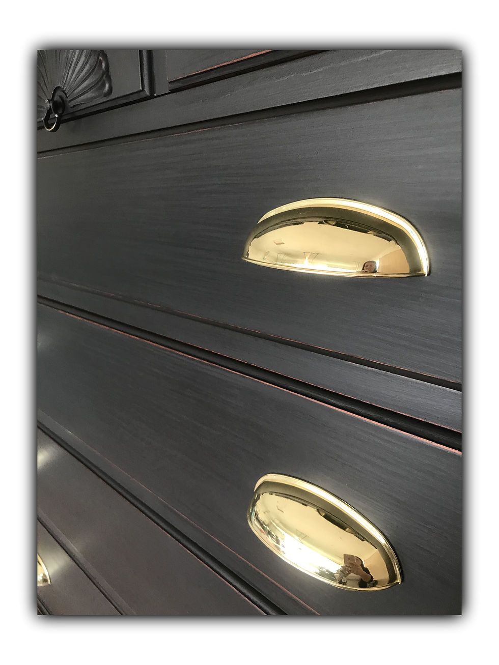 Thumbnail: Fancy chest of drawers 