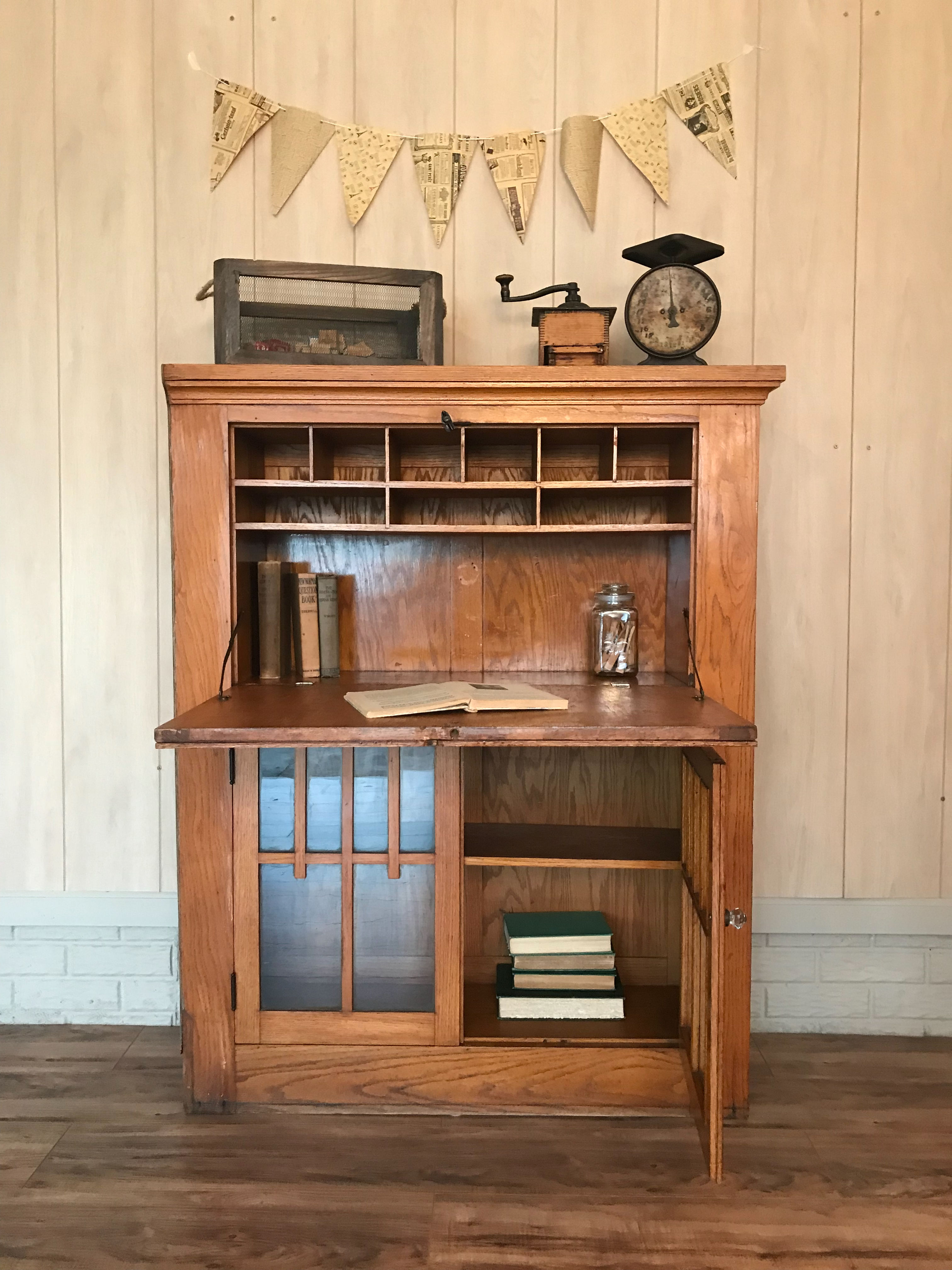 Architectural salvage mission oak secretary 