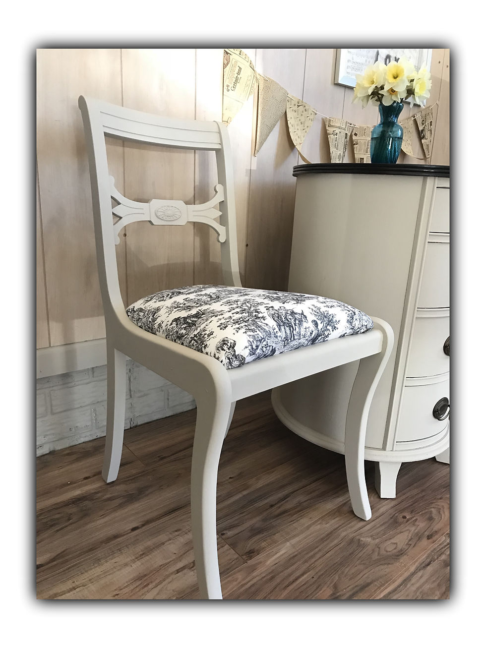 Thumbnail: Vintage kidney bean shaped desk and chair