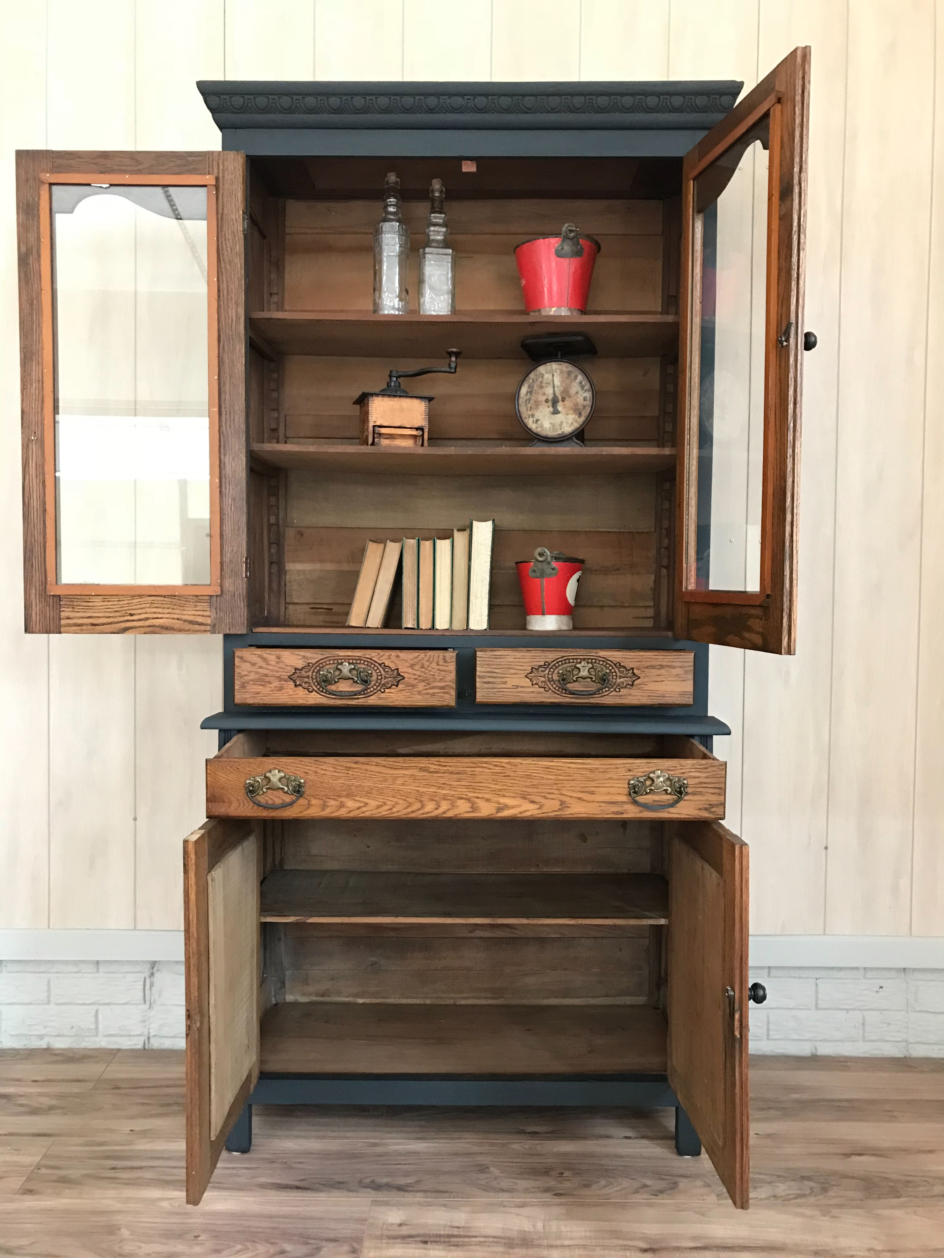 Antique oak hutch 1800’s