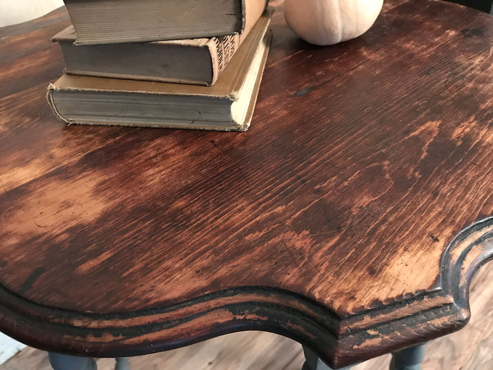 Thumbnail: Rustic high round table