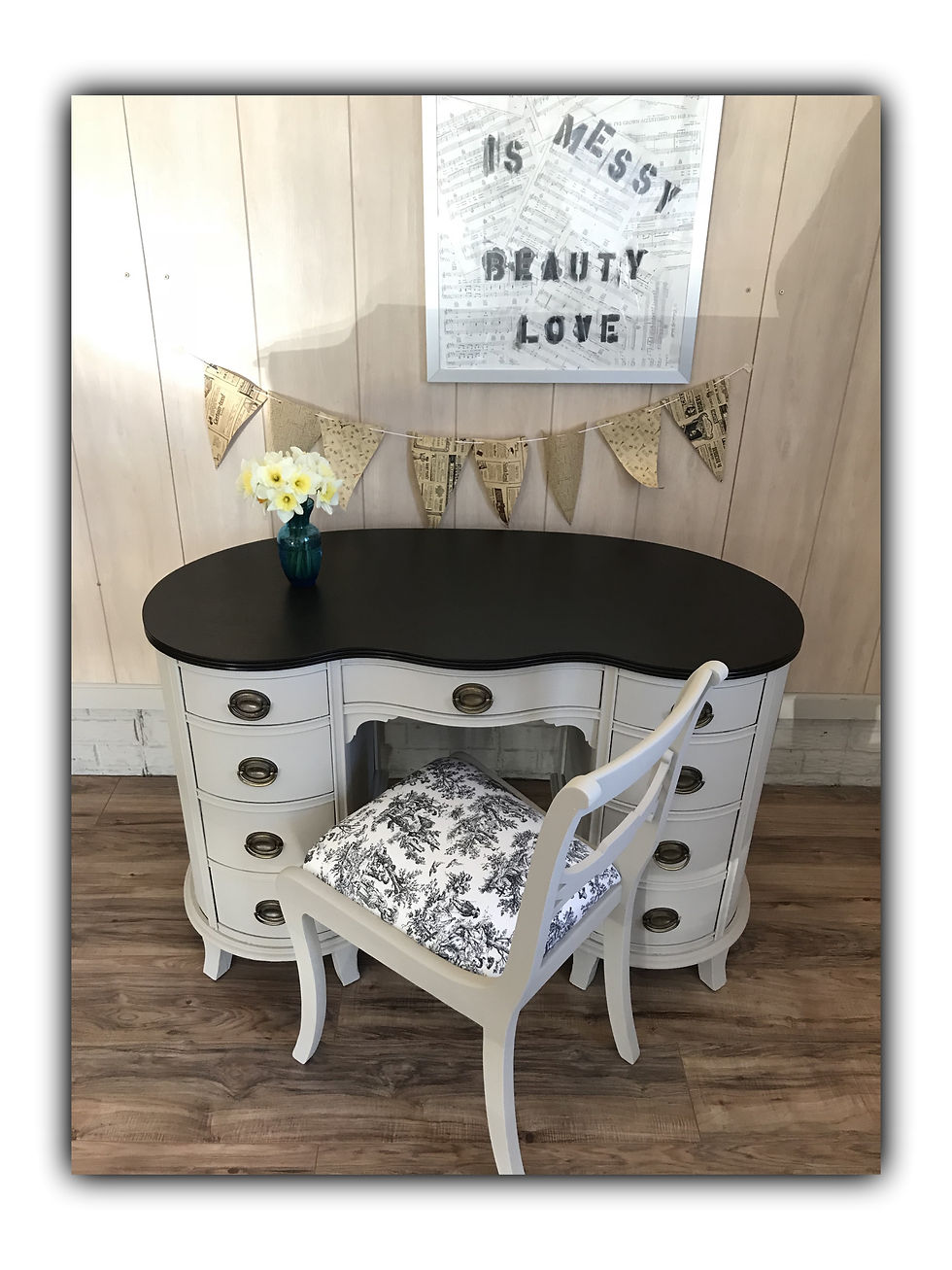 Thumbnail: Vintage kidney bean shaped desk and chair