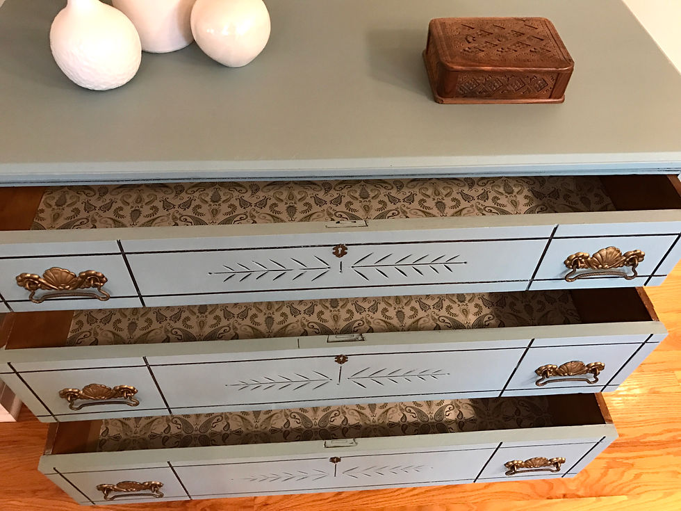 Thumbnail: Plaid design chest and mirror set