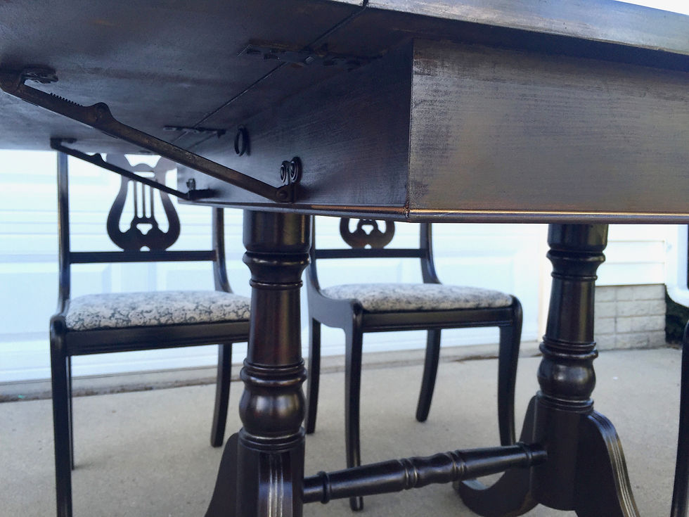 Thumbnail: Antique table and Lyra chairs