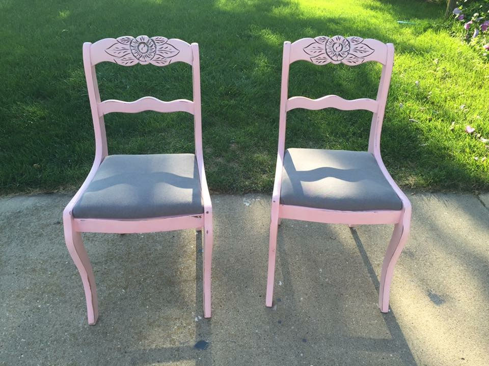 Thumbnail: Student desk and chair