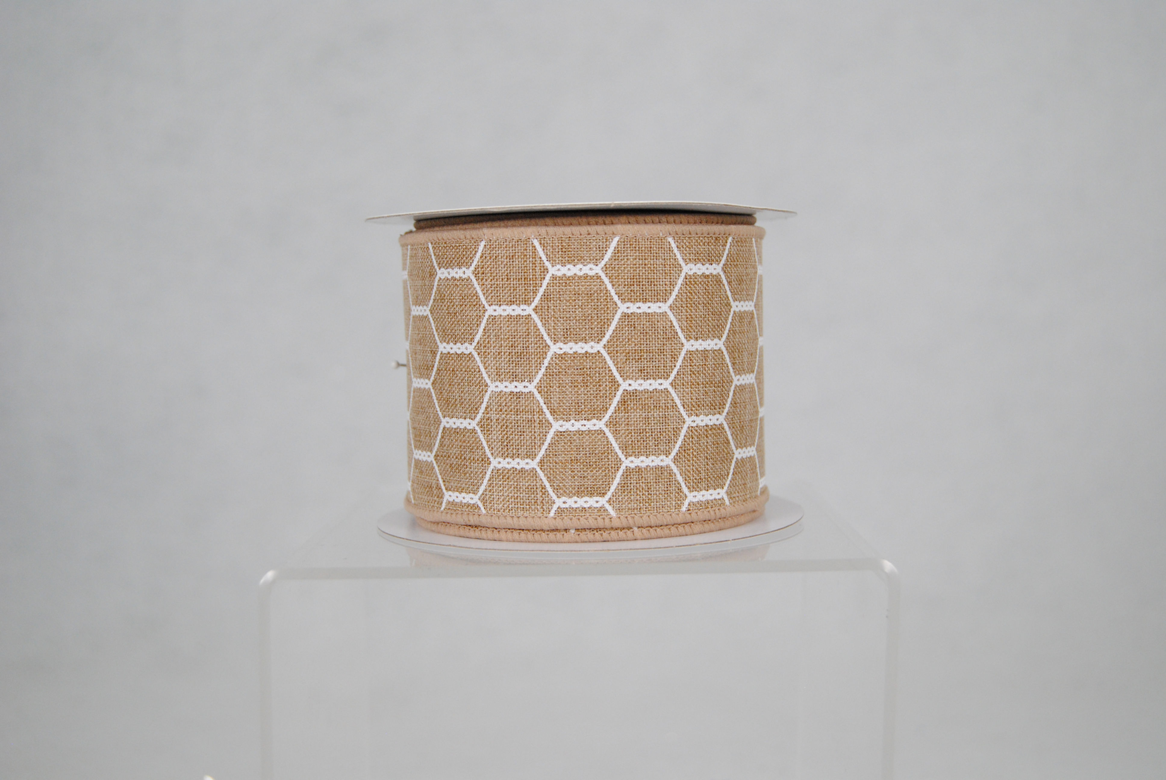 RIBBON 2.5X10YDS CHICKEN WIRE BEIGE AND WHITE