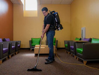 Industrial vacuums