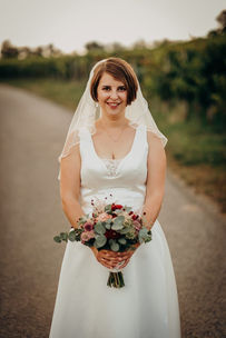 modernes Brautkleid