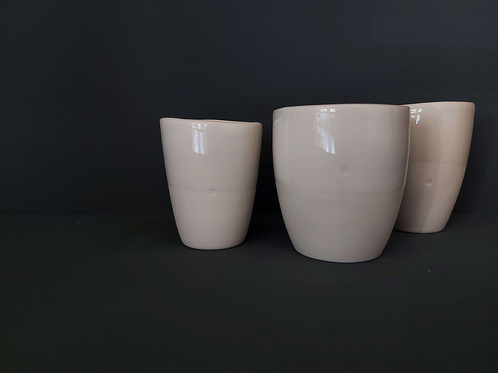 Miniaturbild: Weiße Becher (Limoges)