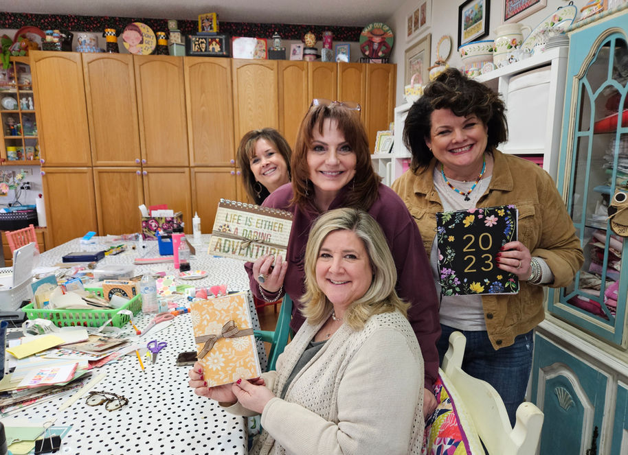 Participants at junk journal class in Sachse, TX