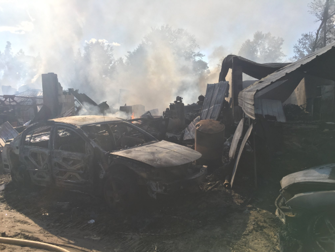 Buck's Frame & Alignment Fire