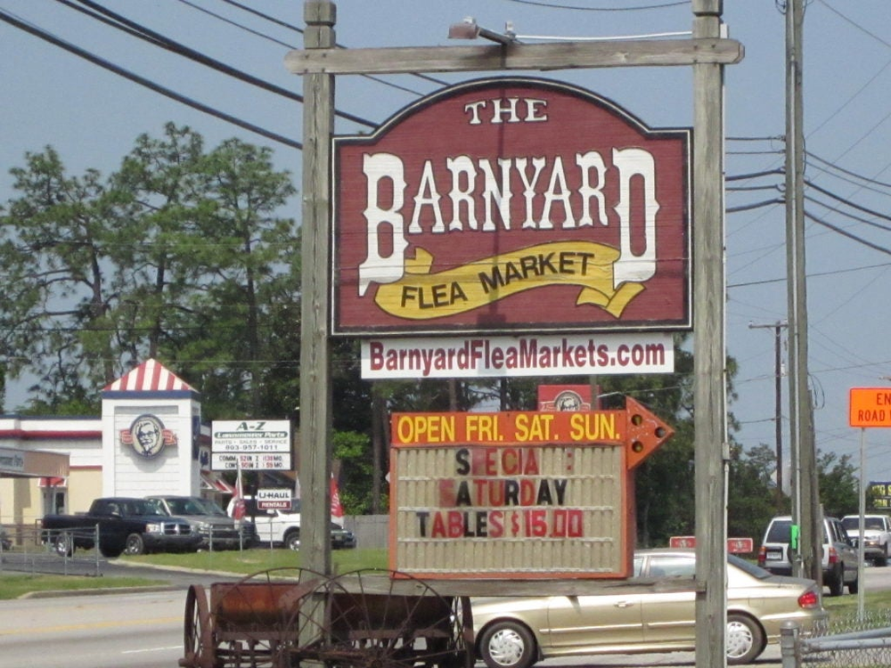 Vehicle runs into building at Barnyard Flea Market, one in cardiac