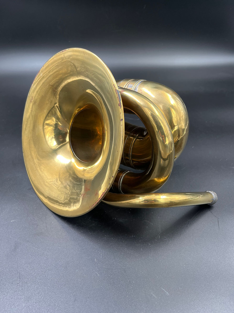 Thumbnail: Large Double Twist Brass Horn