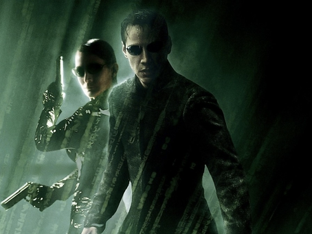 Keanu Reeves com novo visual para The Matrix 4