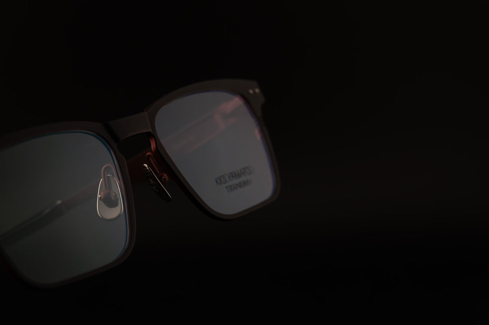 KIO YAMATO KT-571U IN A BLACK BACK GROUND THIS IS A FRAME THAT IS TWO TONE AND MADE FROM TITANIUM