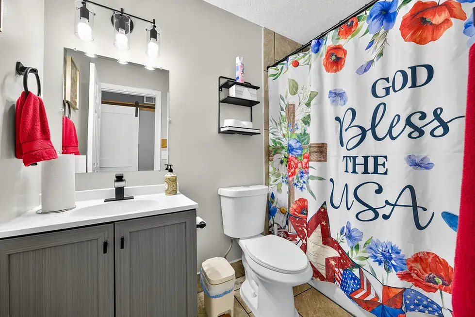 Secondary bathroom