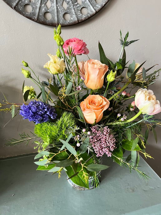 Thumbnail: Seasonal Arrangement