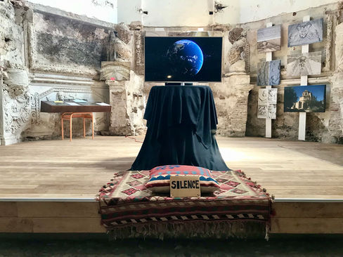 One planet many voices ( Multimedia Installation)