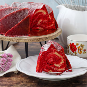 Bundt Marmoreado de Red Velvet