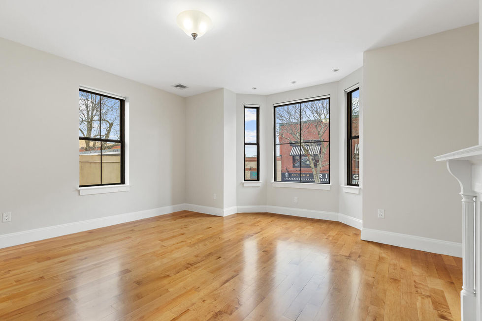 500 Main St Unit 2 Melrose MA-large-007-020-IMG 6431-1500x1000-72dpi