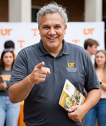 agente oficial de UT.jpg