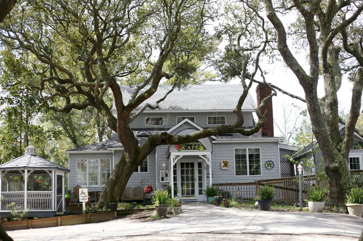 Located in a quaint Victorian house nestled amid the live oaks!