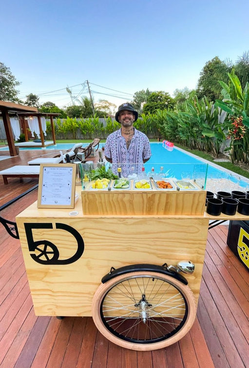 Carrinho de drinks, carrinho de drink, carrinho de drinks ambulante, carirnho de drinks para praia, carrinho de drinks tambor, como fazer um carrinho de drinks, carrinho para drinks, carrinho para drink, carrinho drinks, carrinho de caipirinha, carrinho bebida, carrinho de whisky, carrinho de drinks para eventos, carrinho de drinks para festa