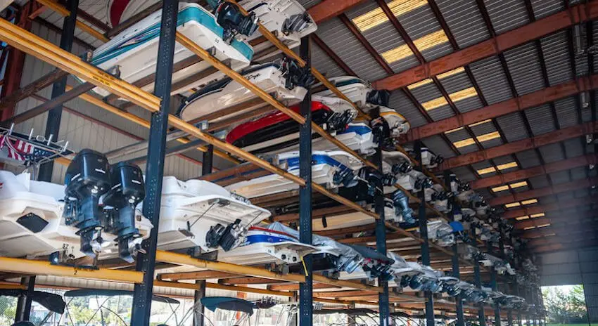 Benefits-of-a-Steel-Building-Facility-for-Boat-Storage.webp