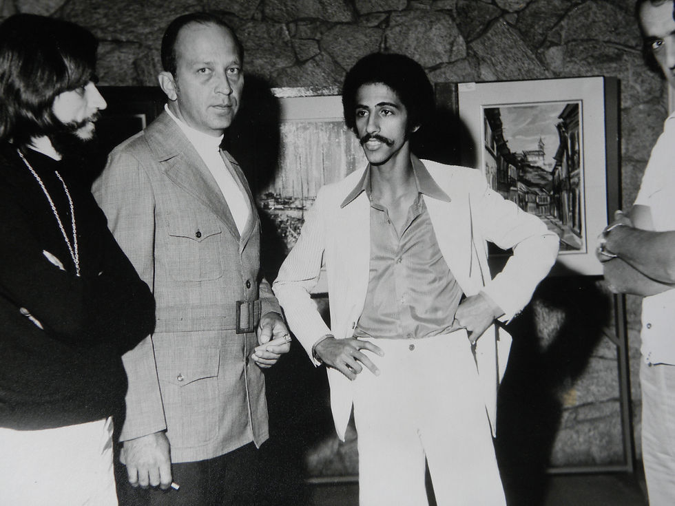 Expo na Galeria do Circulo Militar -1974