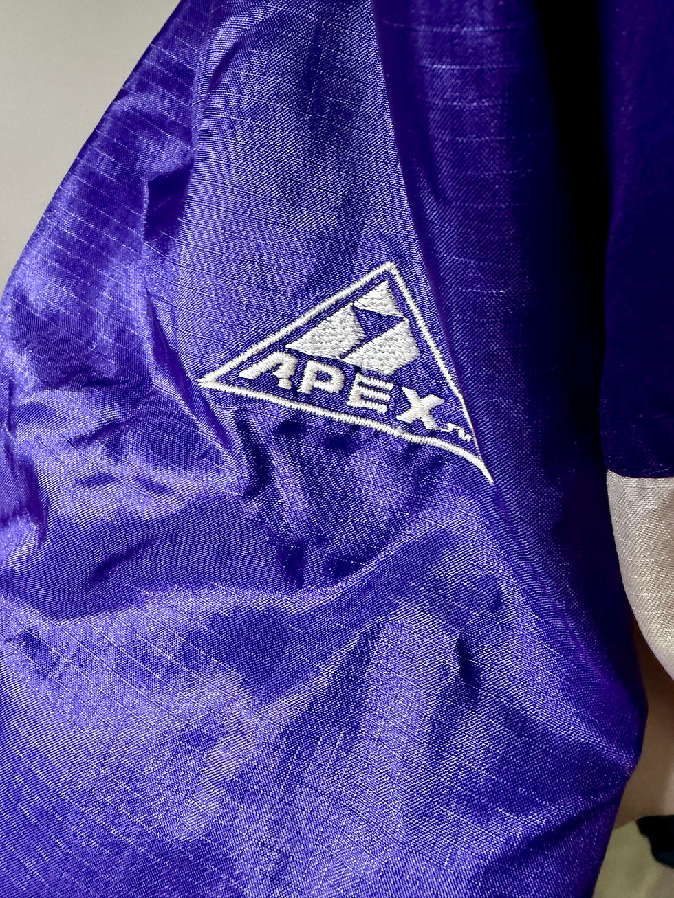 Thumbnail: 90's Charlotte Hornets Apex One x NBA Official Windbreaker Jacket